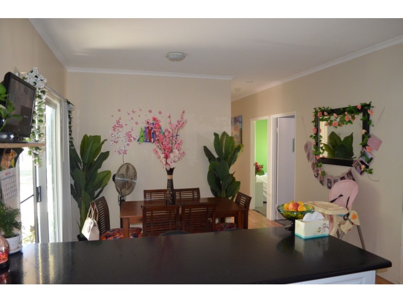 16 Garnet Street, Emerald QLD 4720