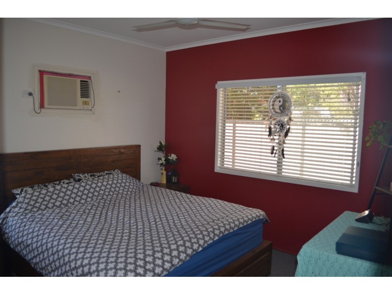 16 Garnet Street, Emerald QLD 4720