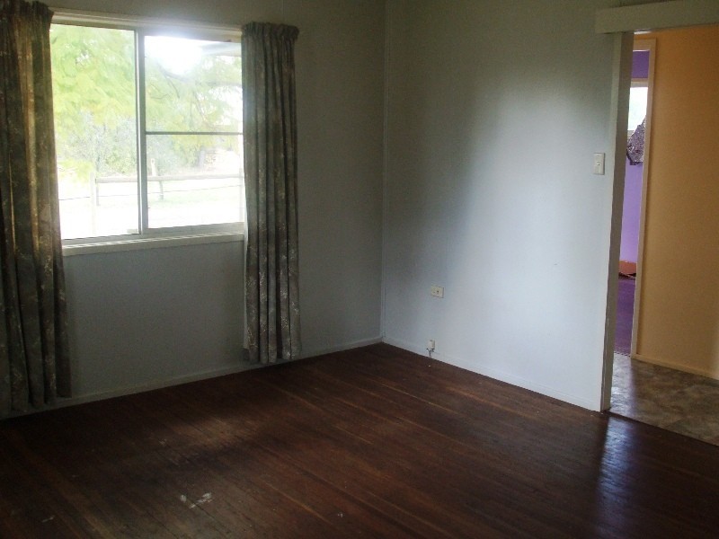 9a Andrews Road, Emerald QLD 4720