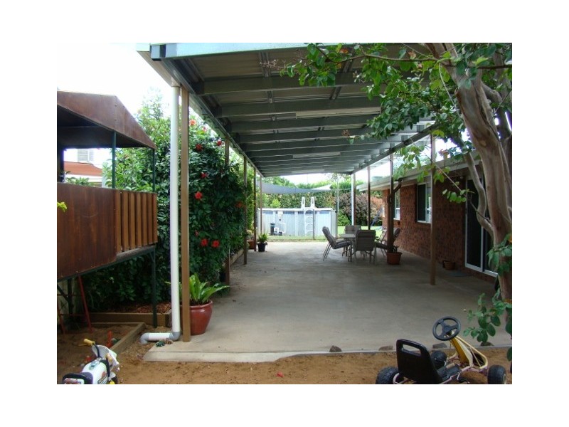 32 White Street, Emerald QLD 4720