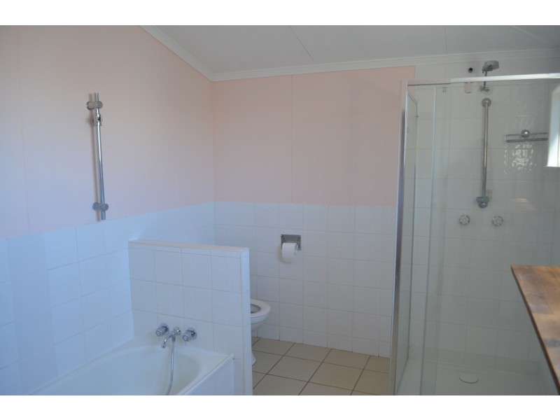 21 Conran Street, Capella QLD 4723