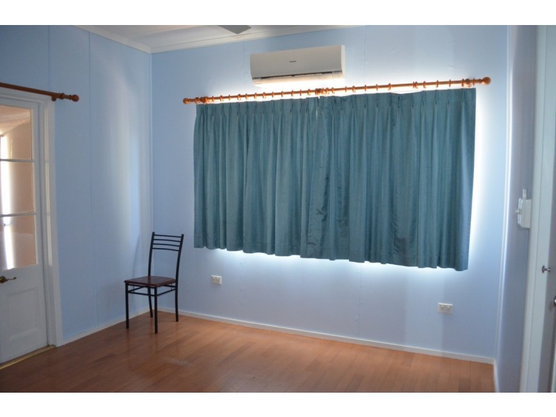 21 Conran Street, Capella QLD 4723