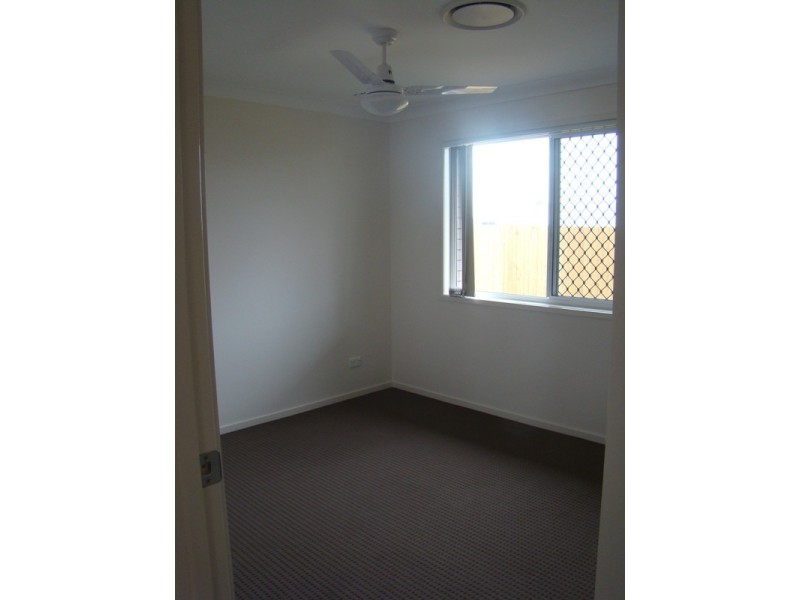 1 Lightening Street, Emerald QLD 4720