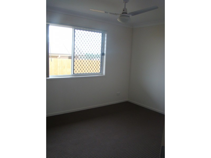 1 Lightening Street, Emerald QLD 4720