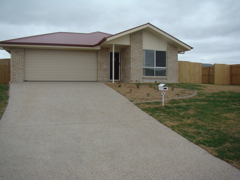 34 Scenic Drive, Emerald QLD 4720