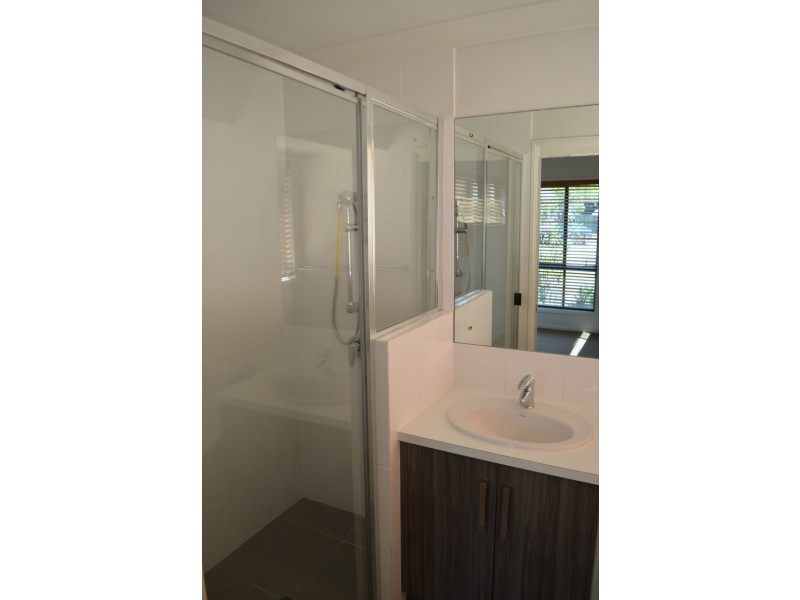 14 Barton Street, Emerald QLD 4720