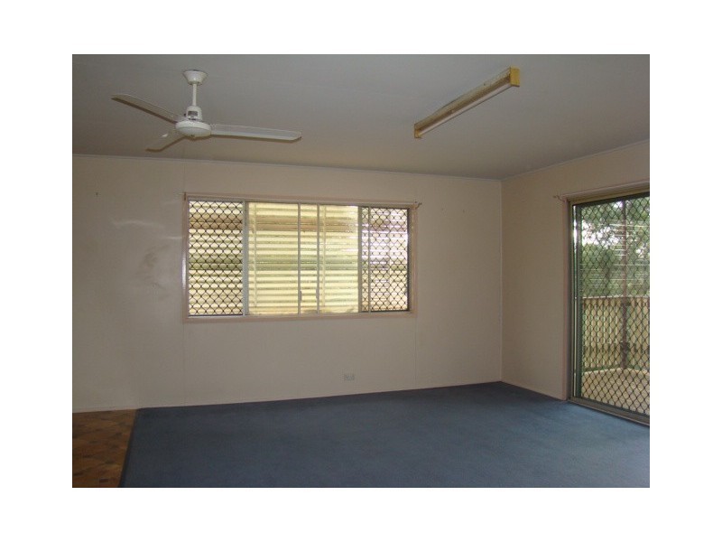 3 Huntley Street, Capella QLD 4723