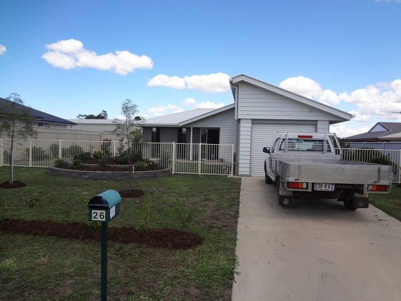 26 Desgrand Street, Emerald QLD 4720