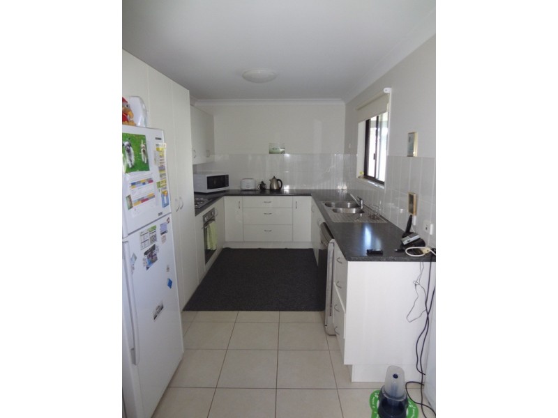 26 Desgrand Street, Emerald QLD 4720