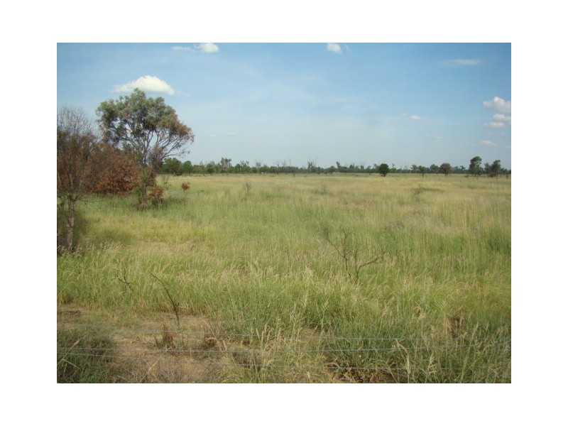 140  Glengallon Road, Emerald QLD 4720