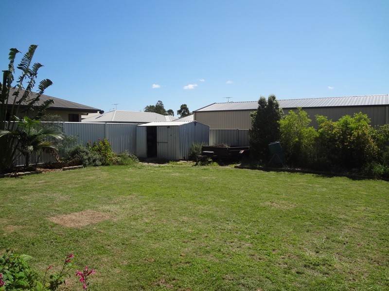 22 Desgrand Street, Emerald QLD 4720
