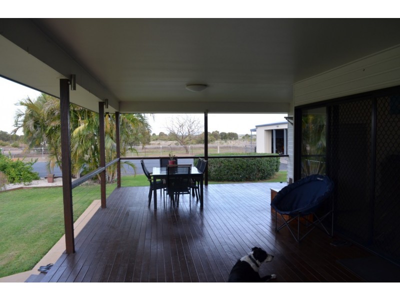 44 Edgewood Drive, Emerald QLD 4720