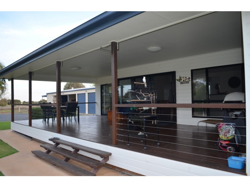 44 Edgewood Drive, Emerald QLD 4720