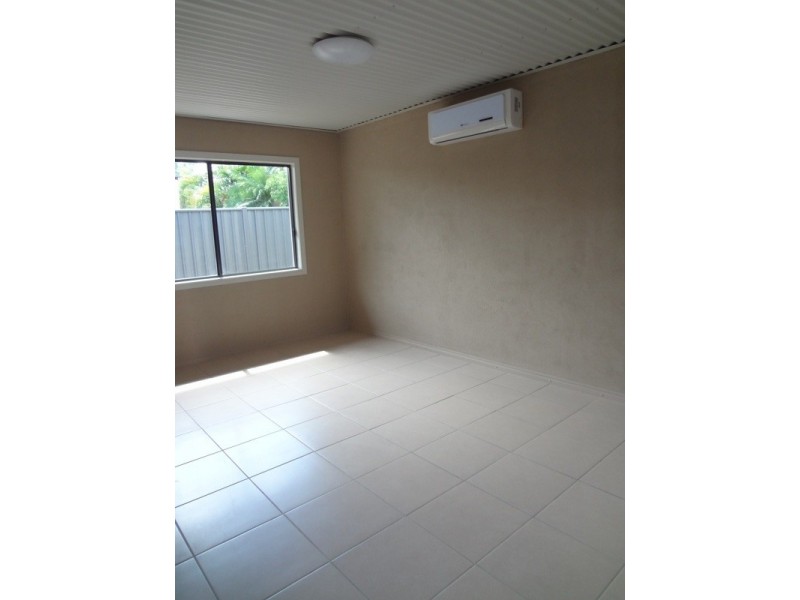 3/93 Harris Street, Emerald QLD 4720