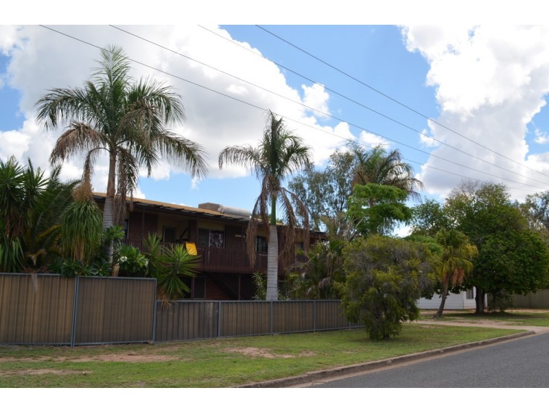 12 Burns Street, Emerald QLD 4720