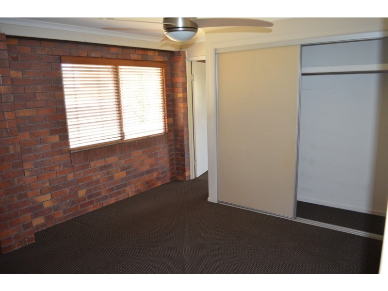 12 Burns Street, Emerald QLD 4720
