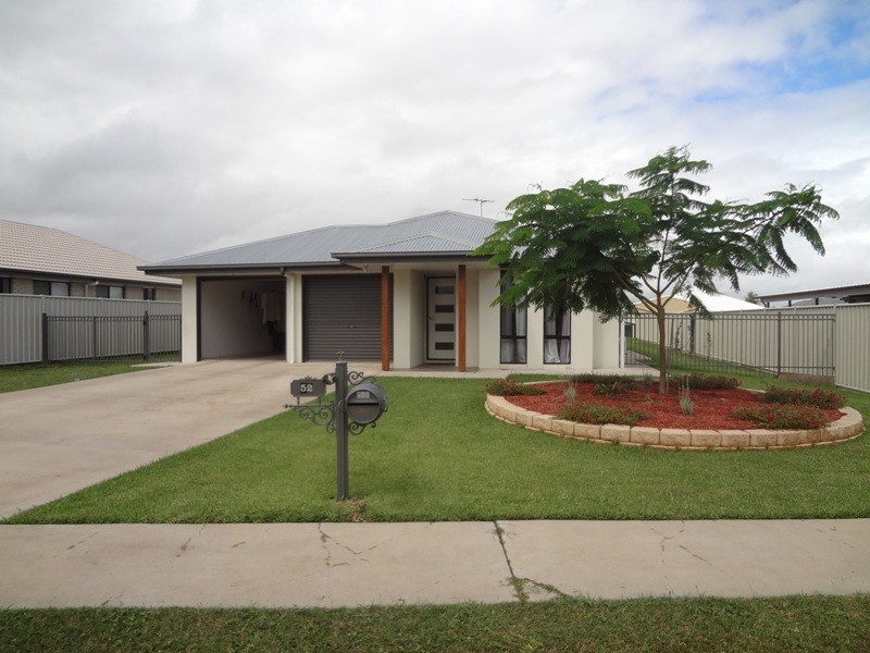 52 Mayfair Drive, Emerald QLD 4720