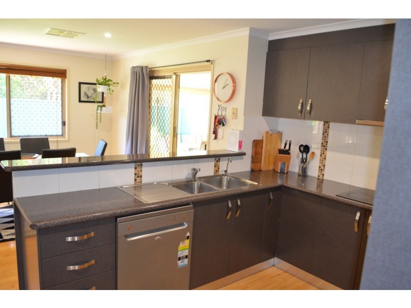2 Gray Street, Emerald QLD 4720