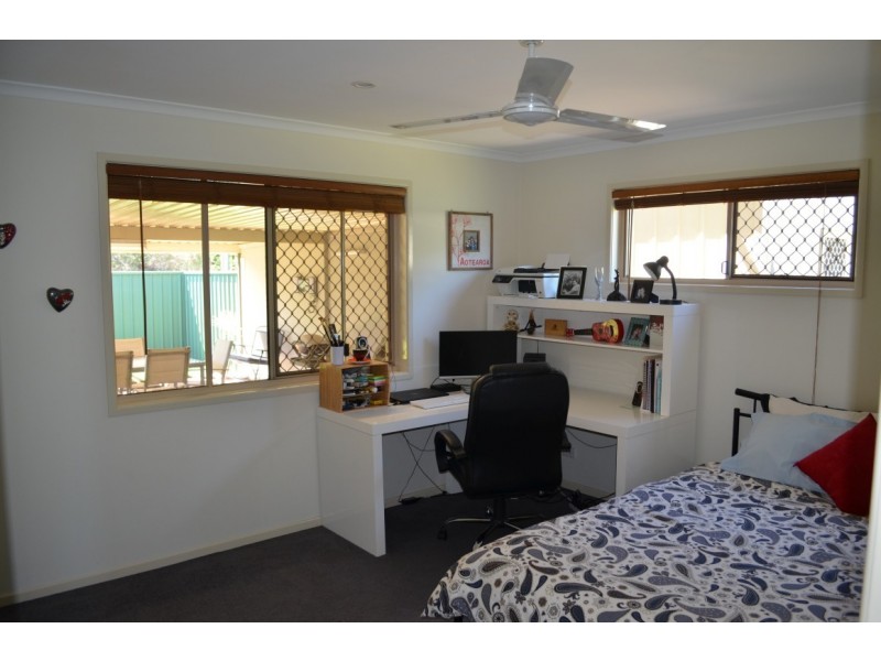 2 Gray Street, Emerald QLD 4720