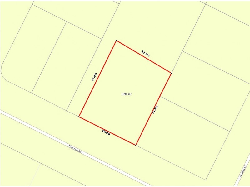 41 Theresa Street, Emerald QLD 4720