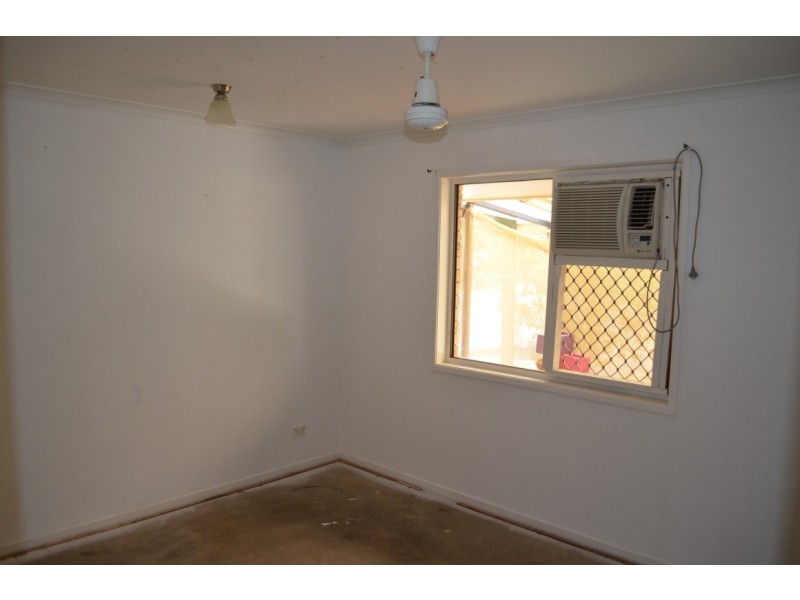 13 Eubar Place, Emerald QLD 4720