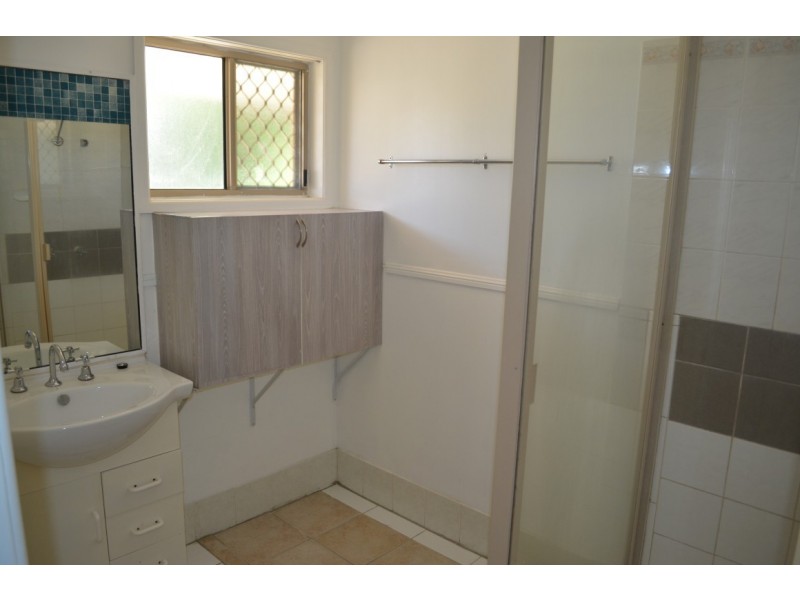 13 Eubar Place, Emerald QLD 4720