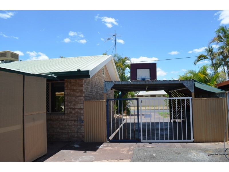 13 Eubar Place, Emerald QLD 4720