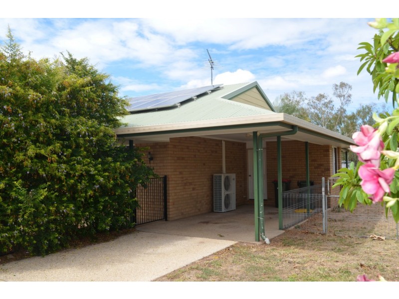 3 Buchholz Place, Emerald QLD 4720