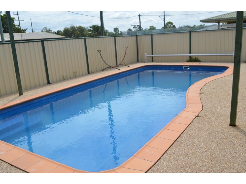 3 Buchholz Place, Emerald QLD 4720