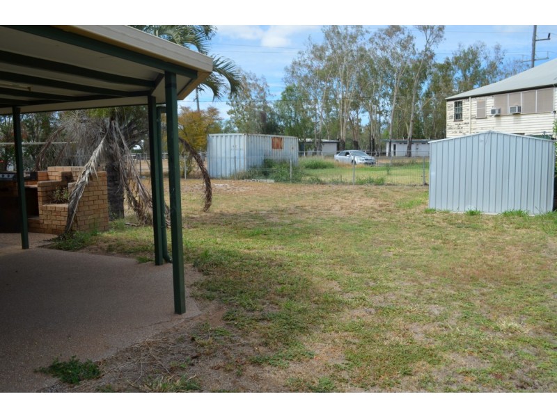 3 Buchholz Place, Emerald QLD 4720
