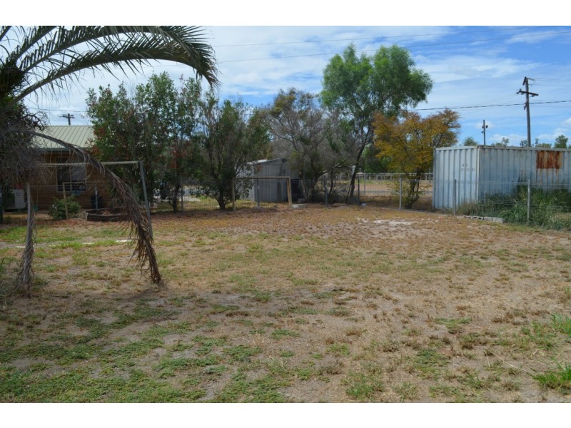 3 Buchholz Place, Emerald QLD 4720
