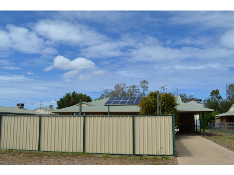 3 Buchholz Place, Emerald QLD 4720