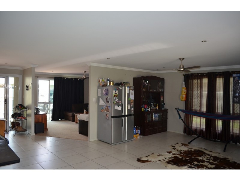 9 Moriarty Street, Emerald QLD 4720