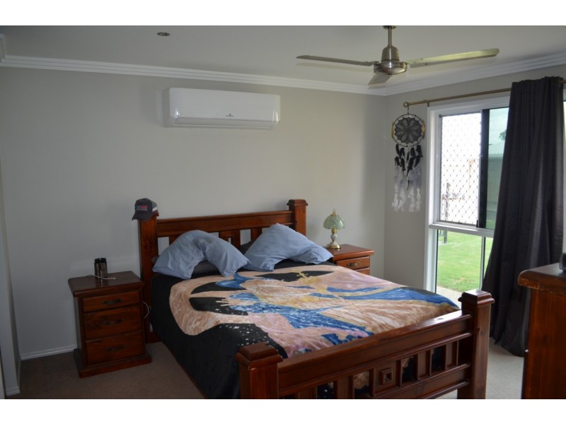 9 Moriarty Street, Emerald QLD 4720