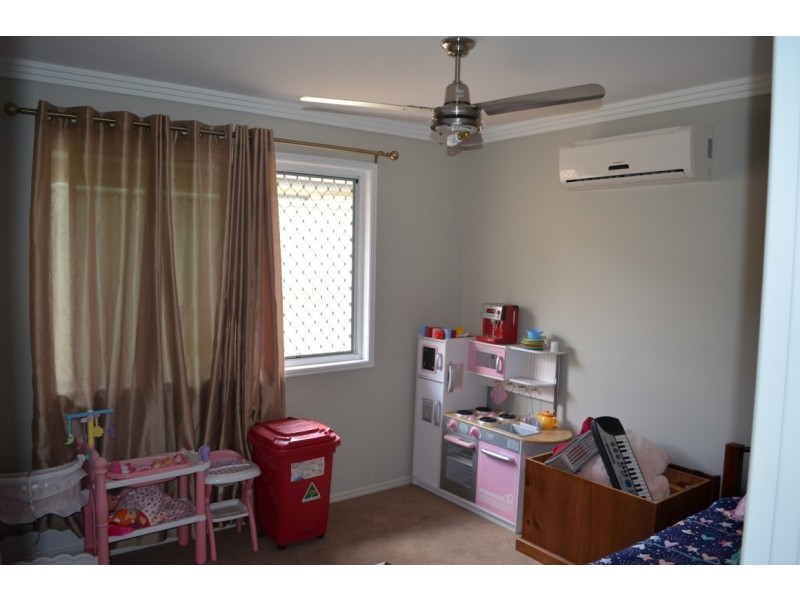 9 Moriarty Street, Emerald QLD 4720