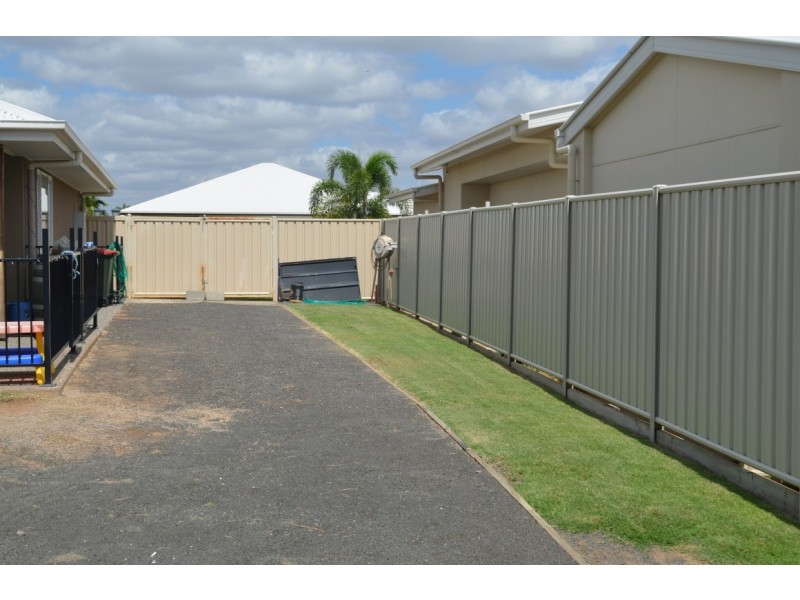 9 Moriarty Street, Emerald QLD 4720