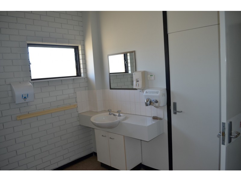 62 Egerton Street, Emerald QLD 4720