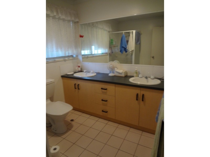 1/39 Campbell, Emerald QLD 4720