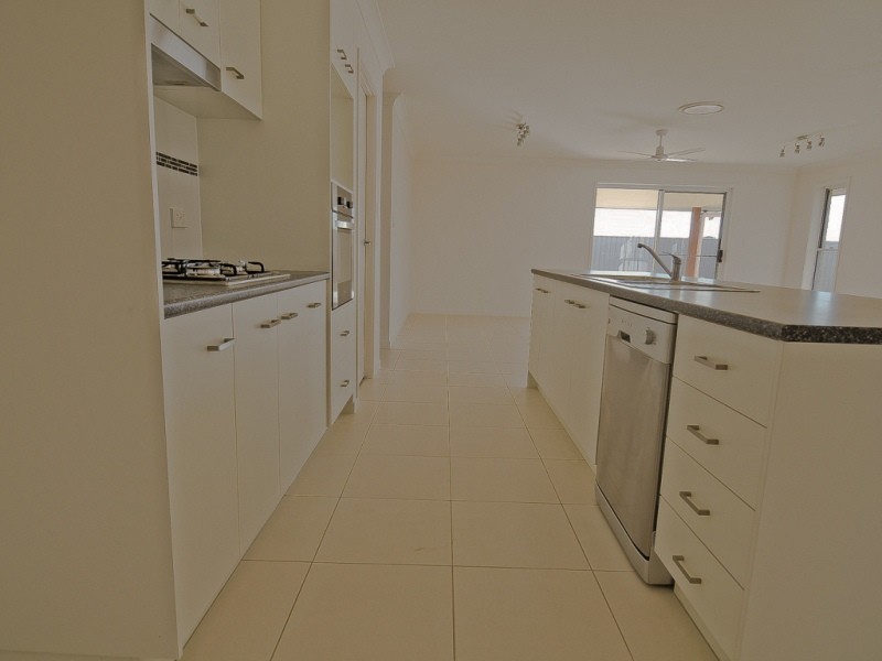 9 Whitney Street, Emerald QLD 4720