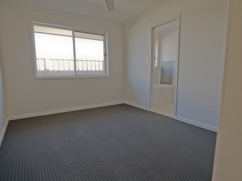 9 Whitney Street, Emerald QLD 4720