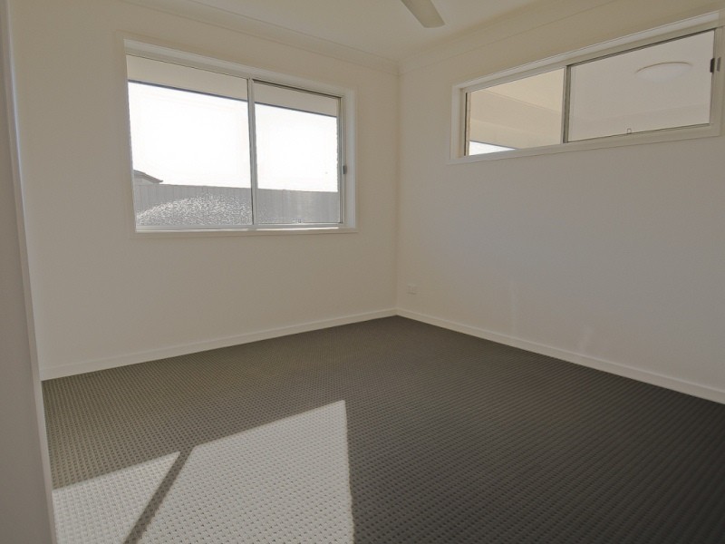 9 Whitney Street, Emerald QLD 4720