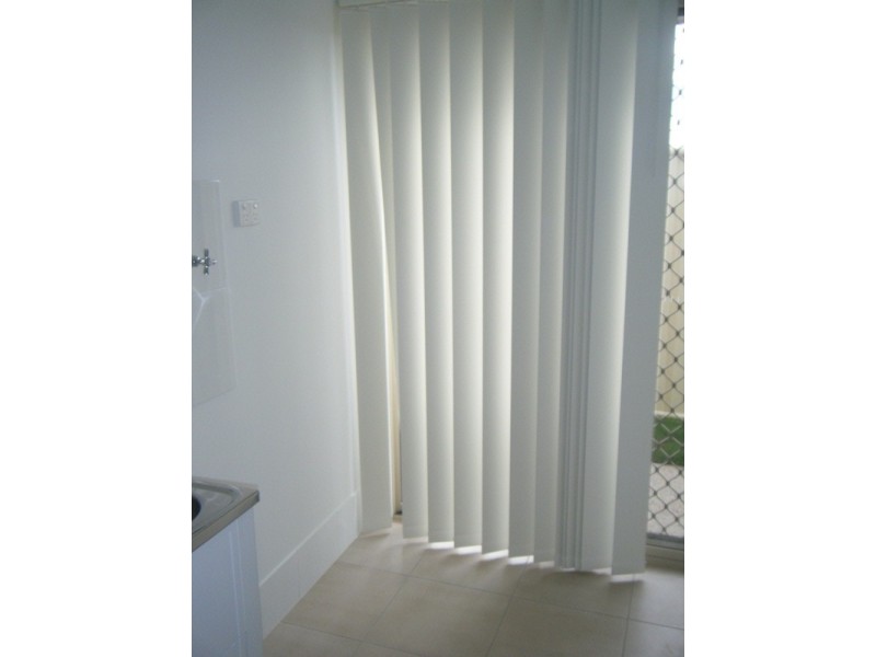 18 Lakeside Drive, Emerald QLD 4720