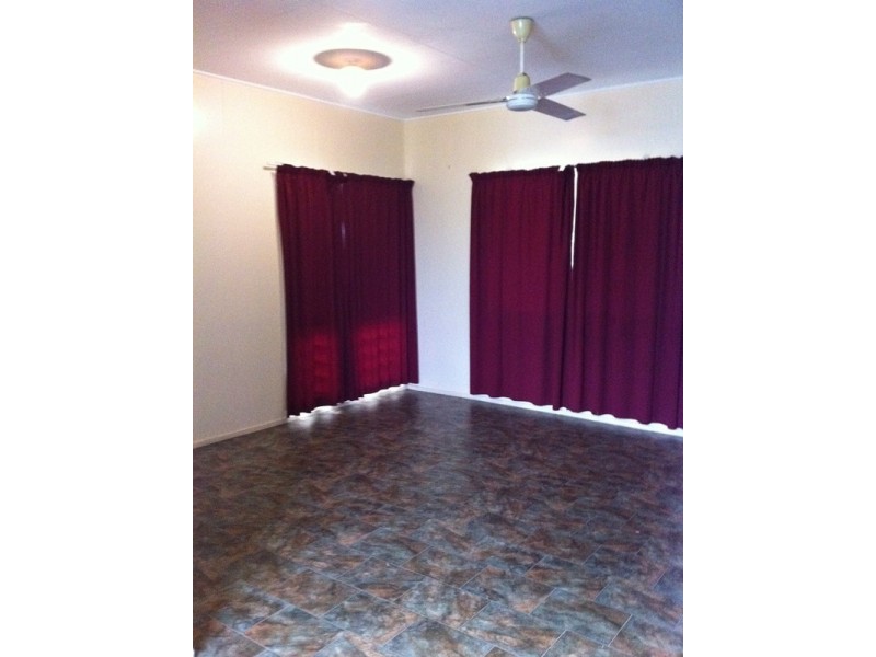 130 Borilla Street, Emerald QLD 4720