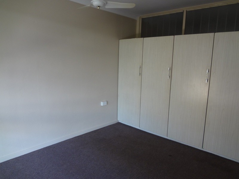 2 Dunning Lane, Emerald QLD 4720