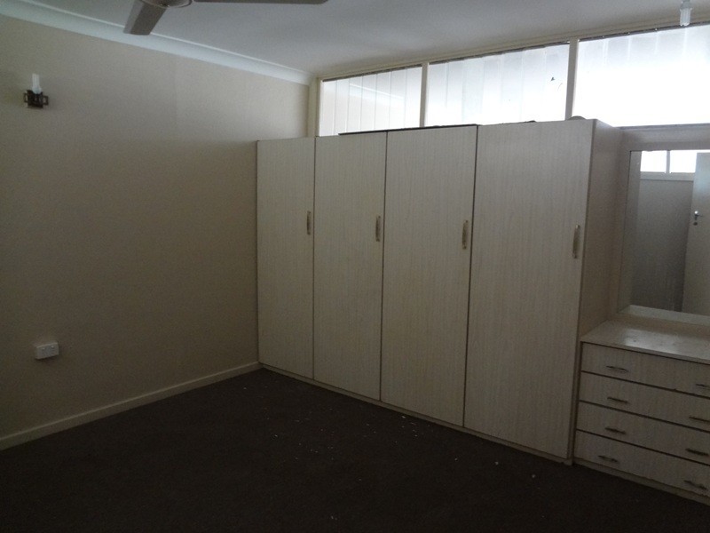 2 Dunning Lane, Emerald QLD 4720