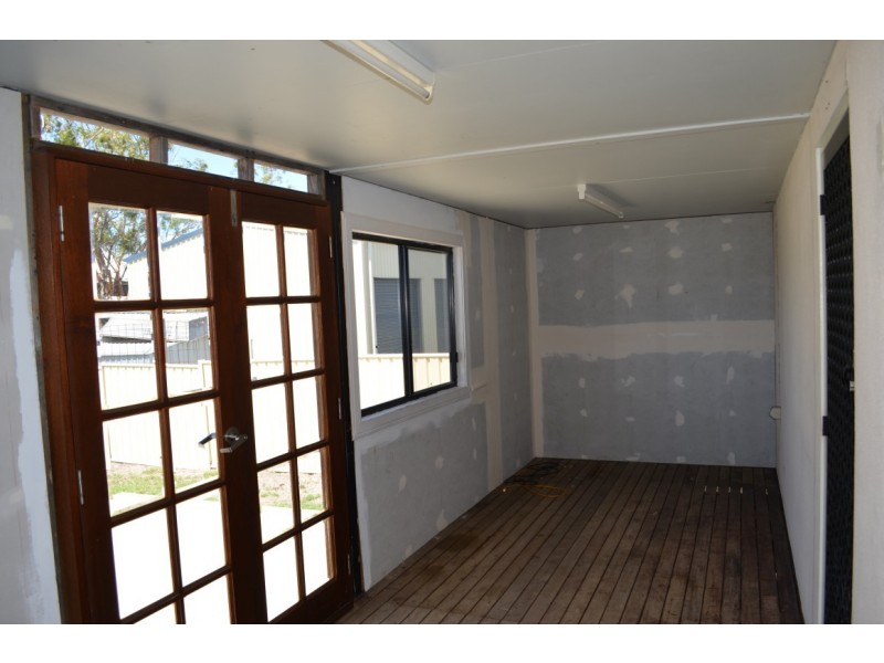 27 Gordon Street, Capella QLD 4723