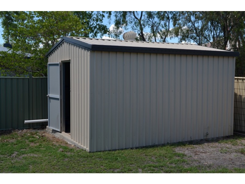 27 Gordon Street, Capella QLD 4723