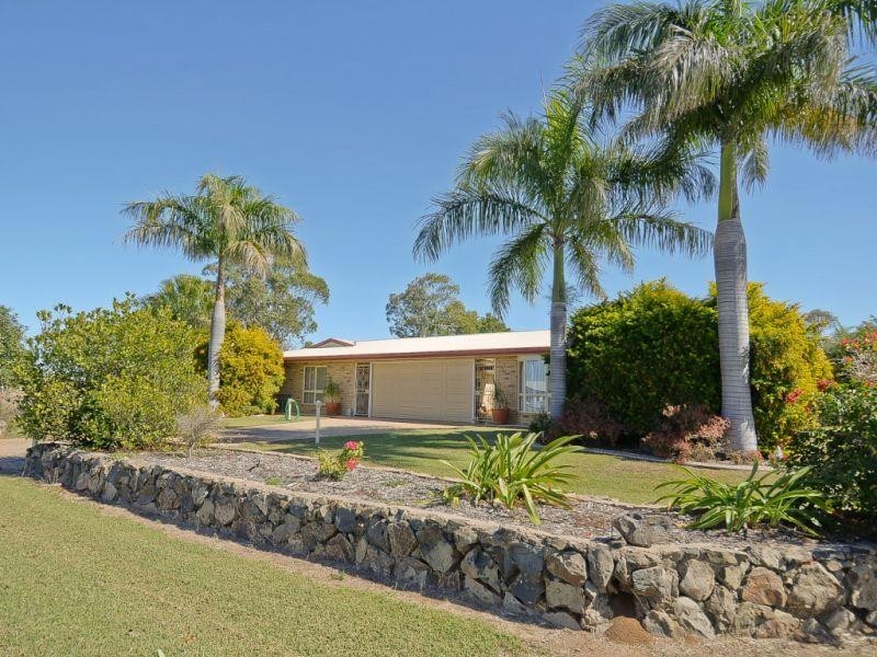 11 Edgewood Drive, Emerald QLD 4720
