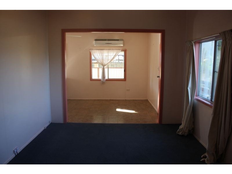 48 Gray Street, Emerald QLD 4720