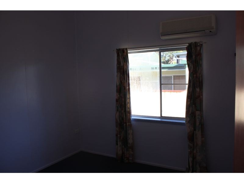 48 Gray Street, Emerald QLD 4720